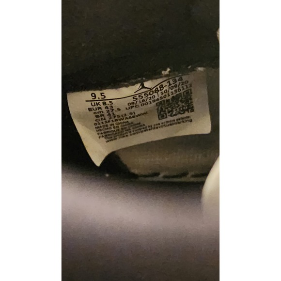 100% Authentic Nike Jordan 1 Retro High OG University Blue 555088 134 Size 9.5 - Picture 6 of 8